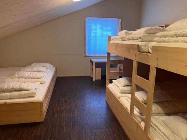Nova Casa Spinatscha Sedrun Hostel Room photo
