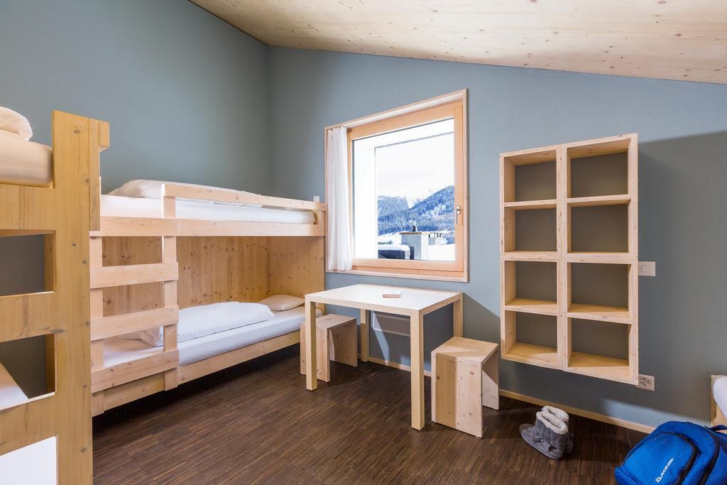 Nova Casa Spinatscha Sedrun Hostel Exterior photo